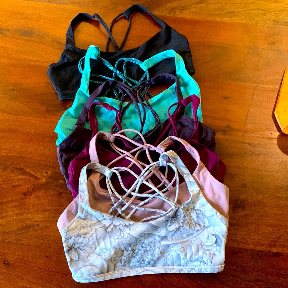 Lululemon Free to Be bra